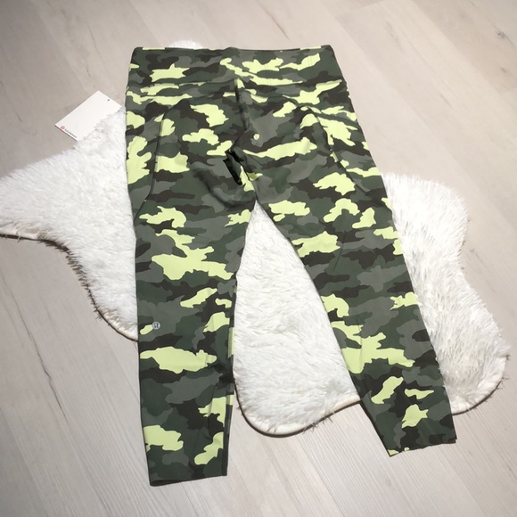 Lululemon Fast and Free HR Tight 25” - Picture 8 of 9